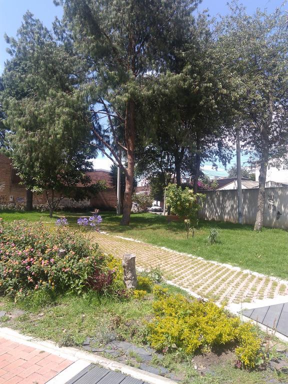 Como En Casa! Restaurante Y Hostal Μπογκοτά Εξωτερικό φωτογραφία